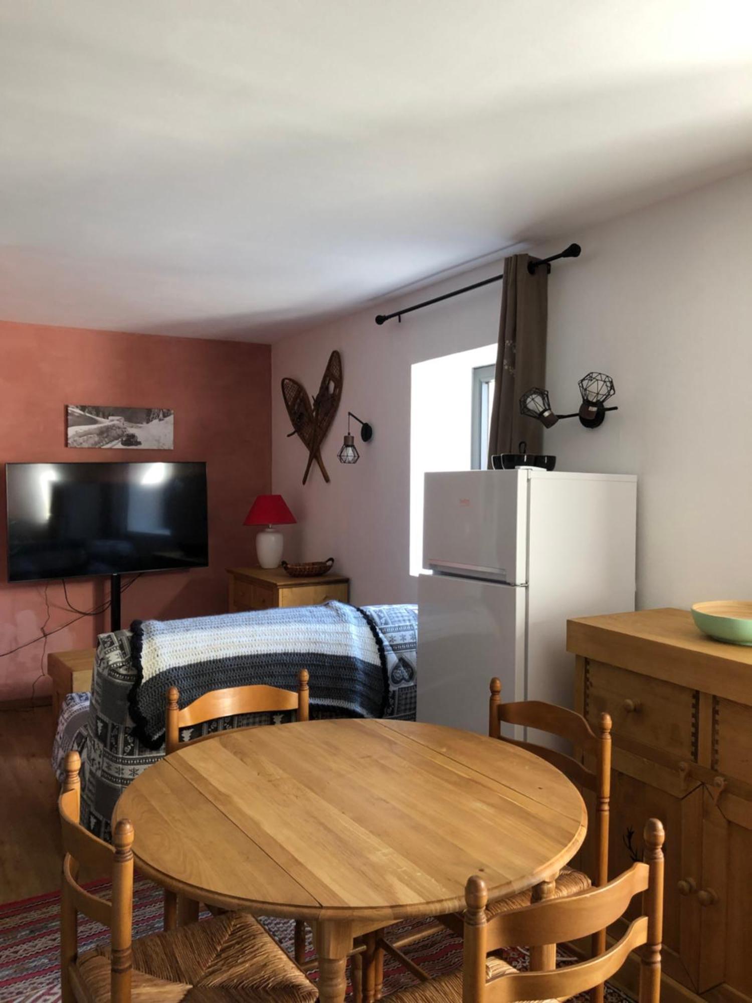 Location Studio De 2 - 4 Personnes Hautecour  외부 사진